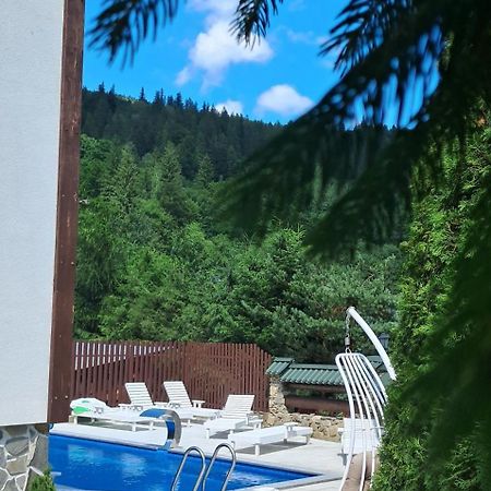 Girska Sonata Hotel & Apartments Микуличин Екстериор снимка
