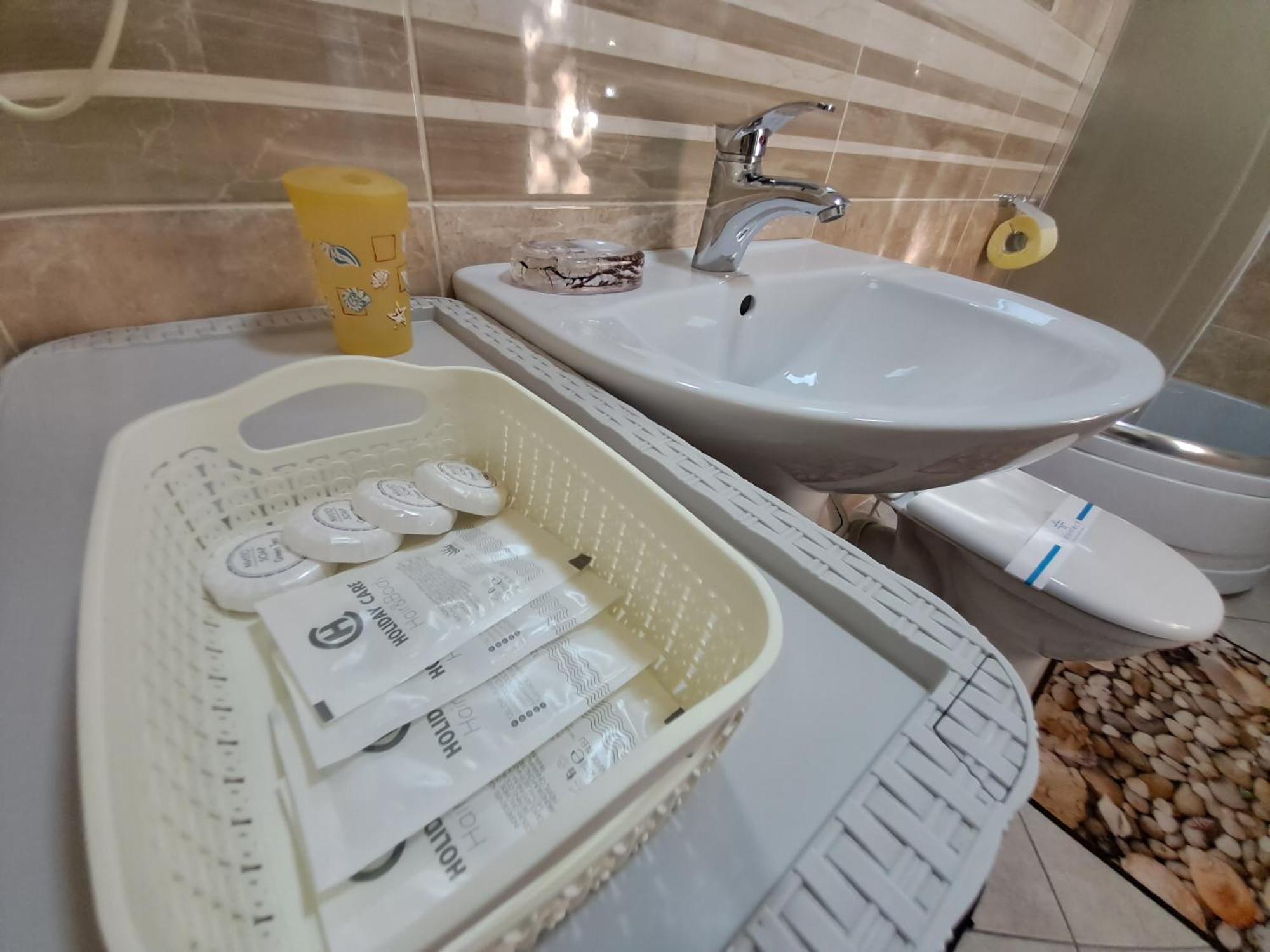Girska Sonata Hotel & Apartments Микуличин Стая снимка