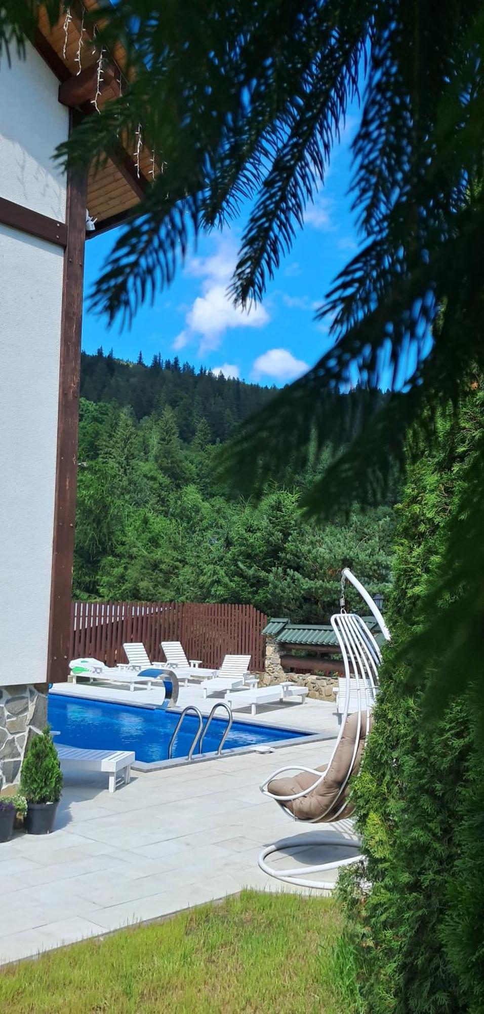 Girska Sonata Hotel & Apartments Микуличин Екстериор снимка